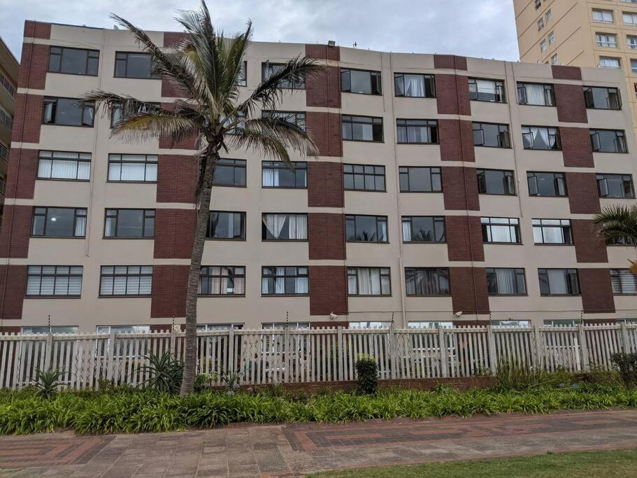 Capri24 - Modern Apartment Overlooking The Sea Amanzimtoti Kültér fotó