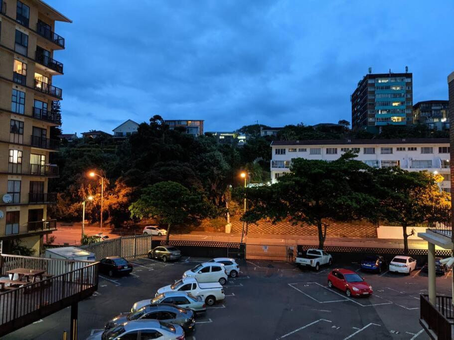 Capri24 - Modern Apartment Overlooking The Sea Amanzimtoti Kültér fotó